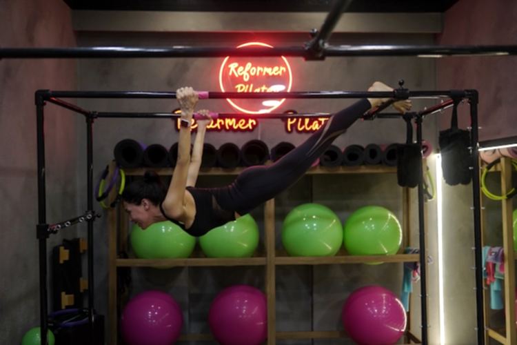 reformer pilates eğitmeni Alsancak İzmir izmir Alsancak reformer pilates